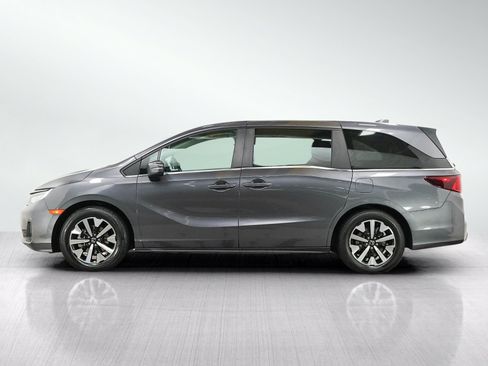 Used 2025 Honda Odyssey EX-L image 2
