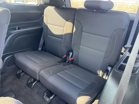 Used 2020 GMC Acadia SLE image 15