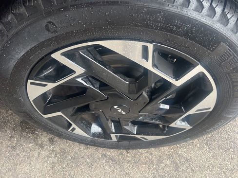 Certified 2023 Kia Sportage SX image 42