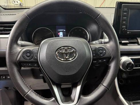 Used 2022 Toyota RAV4 SE AWD/4WD image 11