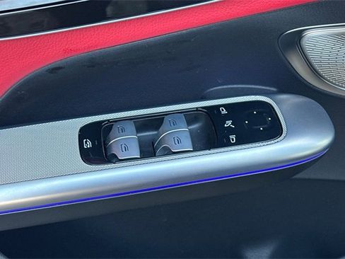 Used 2024 Mercedes-Benz GLC 43 AMG 4MATIC image 13