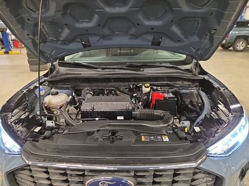 Used 2025 Ford Escape Active AWD/4WD image 24