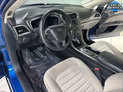 Used 2017 Ford Fusion S image 10