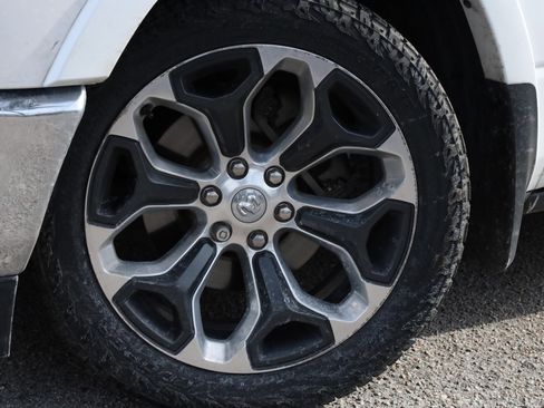 Used 2019 RAM 1500 Limited image 19