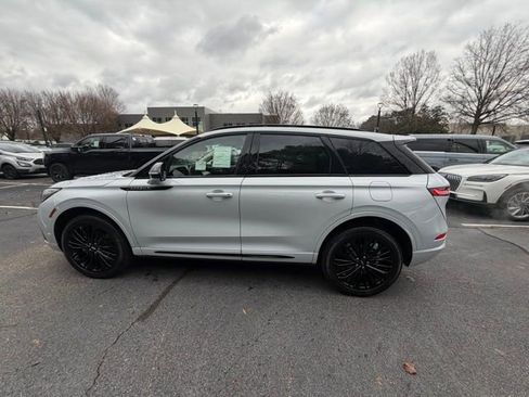 New 2026 Lincoln Corsair Premiere image 4