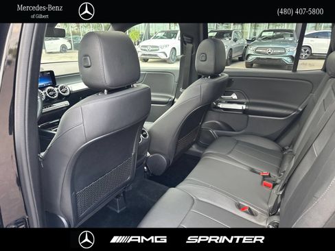 Used 2024 Mercedes-Benz GLB 250 image 21