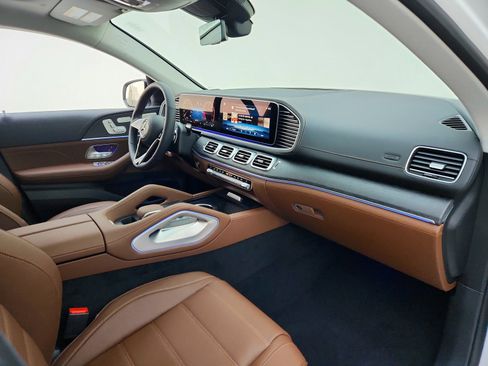 New 2026 Mercedes-Benz GLE 450 4MATIC Coupe image 19