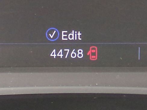 Certified 2023 Cadillac XT6 Premium Luxury image 12