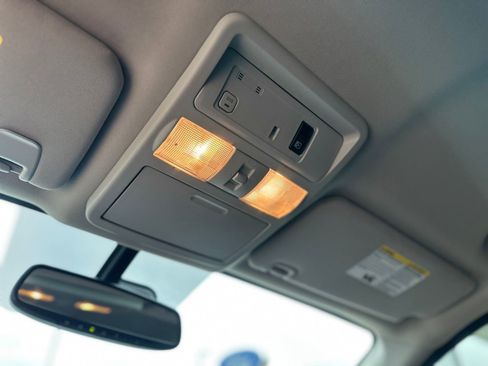 Used 2018 Nissan Titan Platinum Reserve w/ Platinum Utility Package image 30