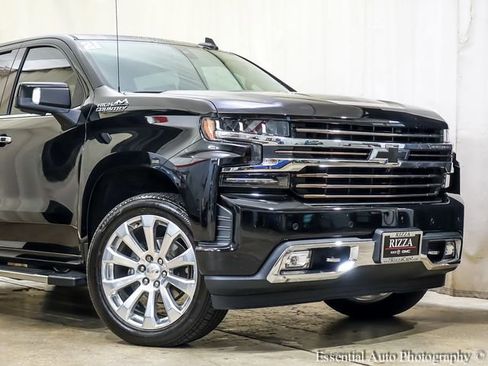 Used 2021 Chevrolet Silverado 1500 High Country w/ Technology Package AWD/4WD image 2