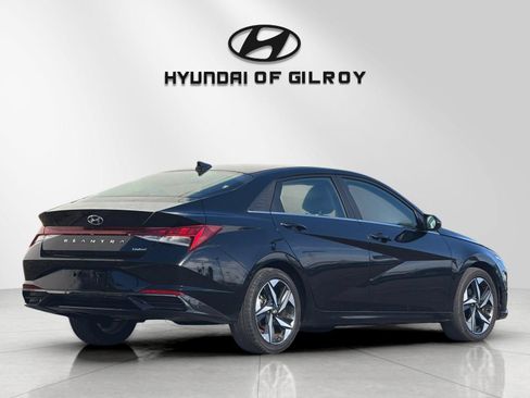 Used 2023 Hyundai Elantra Limited FWD image 5