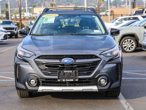 Used 2023 Subaru Outback Limited image 19