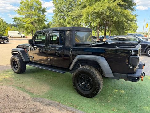 Used 2020 Jeep Gladiator Sport w/ Quick Order Package 24S AWD/4WD image 7
