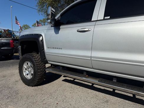 Used 2018 Chevrolet Silverado 1500 LT w/ All Star Edition RWD image 4