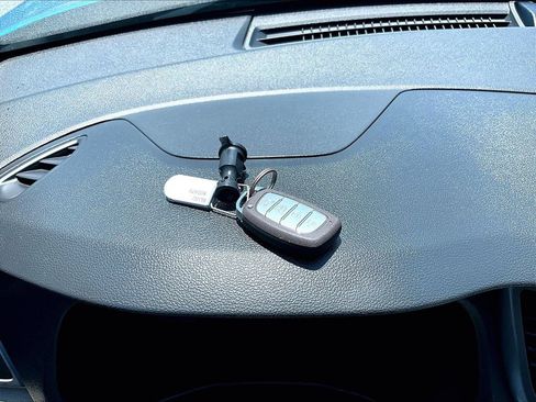 Used 2018 Hyundai Tucson Value FWD image 12