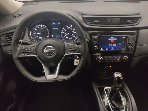 Used 2019 Nissan Rogue S image 22