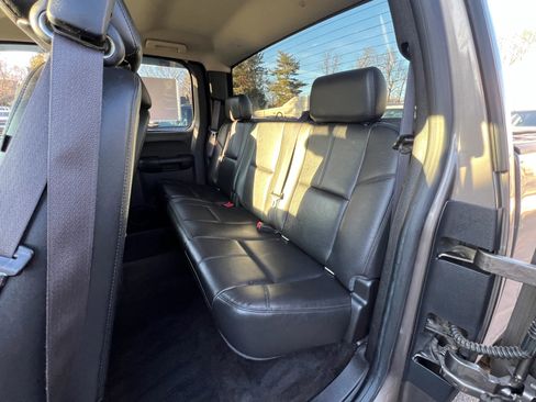 Used 2013 GMC Sierra 1500 SLE w/ Power Tech Package image 17