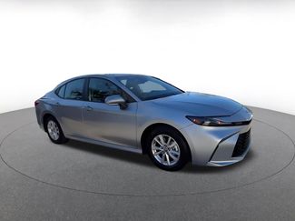 Used 2025 Toyota Camry LE video 2