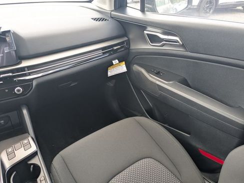 New 2026 Kia Sportage LX w/ LX Convenience Package FWD image 16