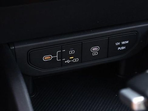 Used 2025 Kia K4 FWD image 18