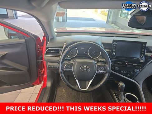 Used 2024 Toyota Camry XLE FWD image 34