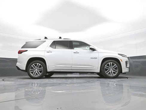 Used 2023 Chevrolet Traverse High Country AWD/4WD image 50