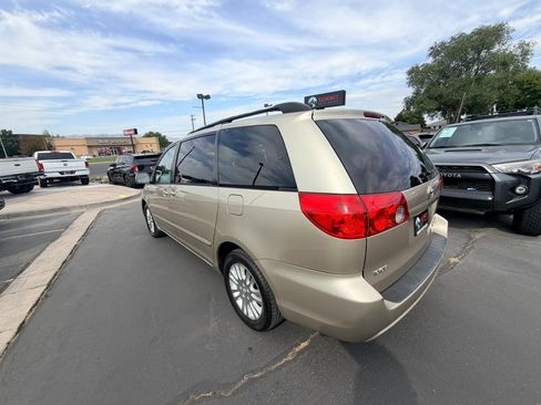 Used 2007 Toyota Sienna FWD image 6