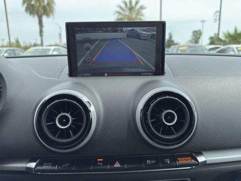 Used 2016 Audi A3 e-tron Premium w/ Audi MMI Navigation Plus image 20