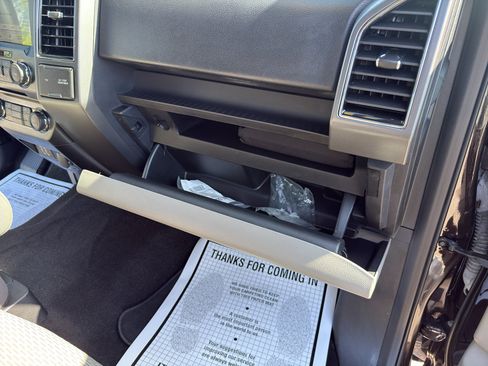 Used 2018 Ford F150 XLT w/ Equipment Group 302A Luxury image 16