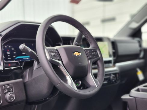 New 2026 Chevrolet Silverado 1500 LT image 17