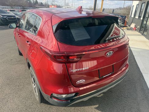 Used 2021 Kia Sportage LX image 10
