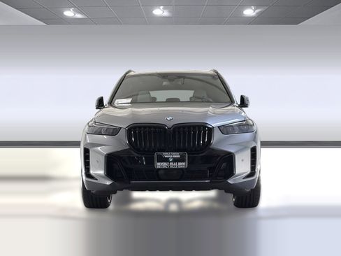 Used 2026 BMW X5 sDrive40i w/ M Sport Package RWD image 6
