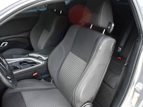 Used 2015 Dodge Challenger R/T w/ Quick Order Package 22B R/T RWD image 13