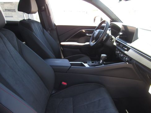 Used 2025 Acura ADX A-Spec AWD/4WD image 9