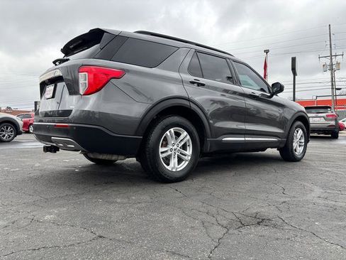 Used 2020 Ford Explorer XLT w/ Equipment Group 202A image 7