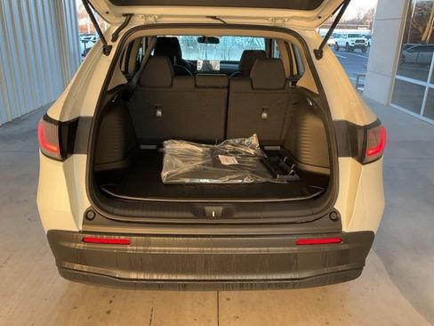 New 2026 Honda HR-V LX image 16