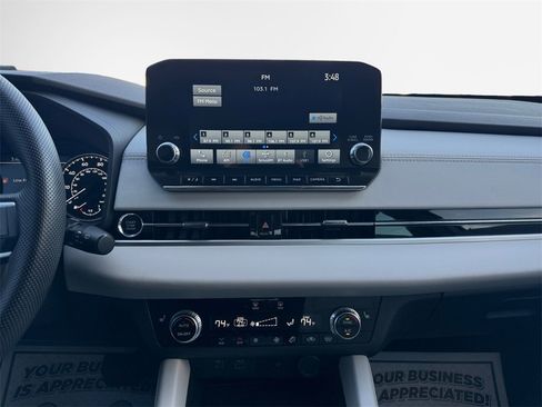 Used 2022 Mitsubishi Outlander SEL image 22