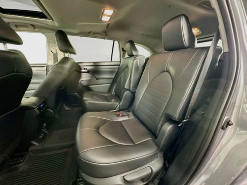 Certified 2026 Toyota Highlander XLE AWD/4WD image 25