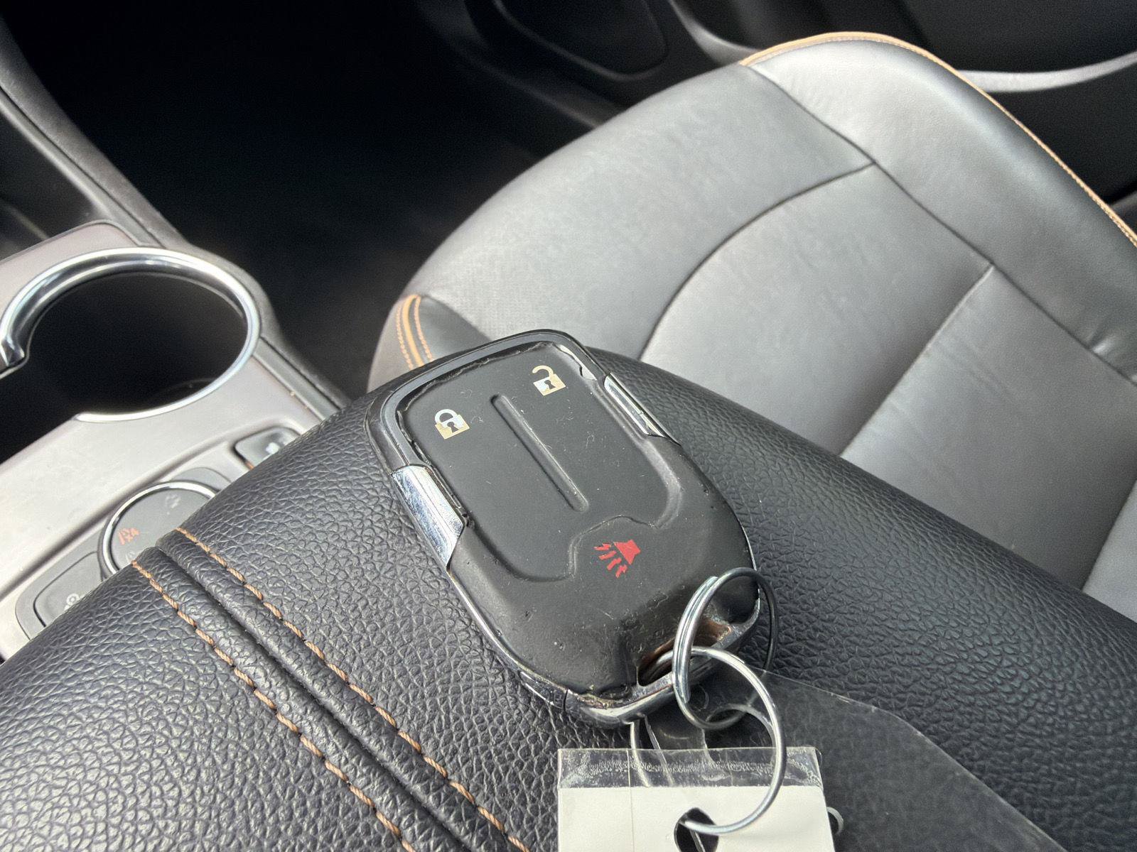 Used 2023 GMC Terrain AT4 AWD/4WD image 40