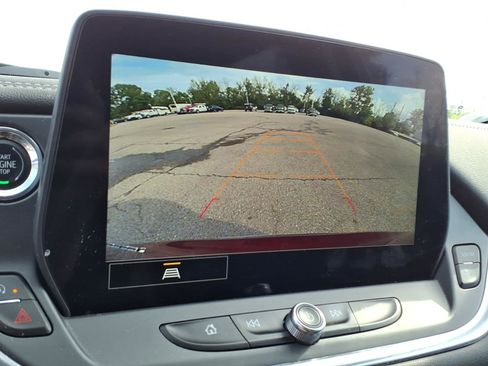 Used 2024 Chevrolet Blazer LT w/ Convenience Package FWD image 13
