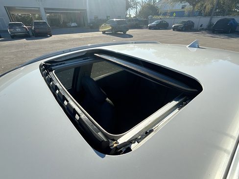 Certified 2021 Honda HR-V EX-L image 16