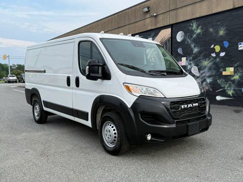 Used 2025 RAM ProMaster 2500 w/ Convenience Group FWD image 73