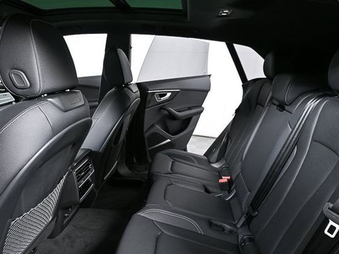 New 2025 Audi Q8 Premium Plus image 22