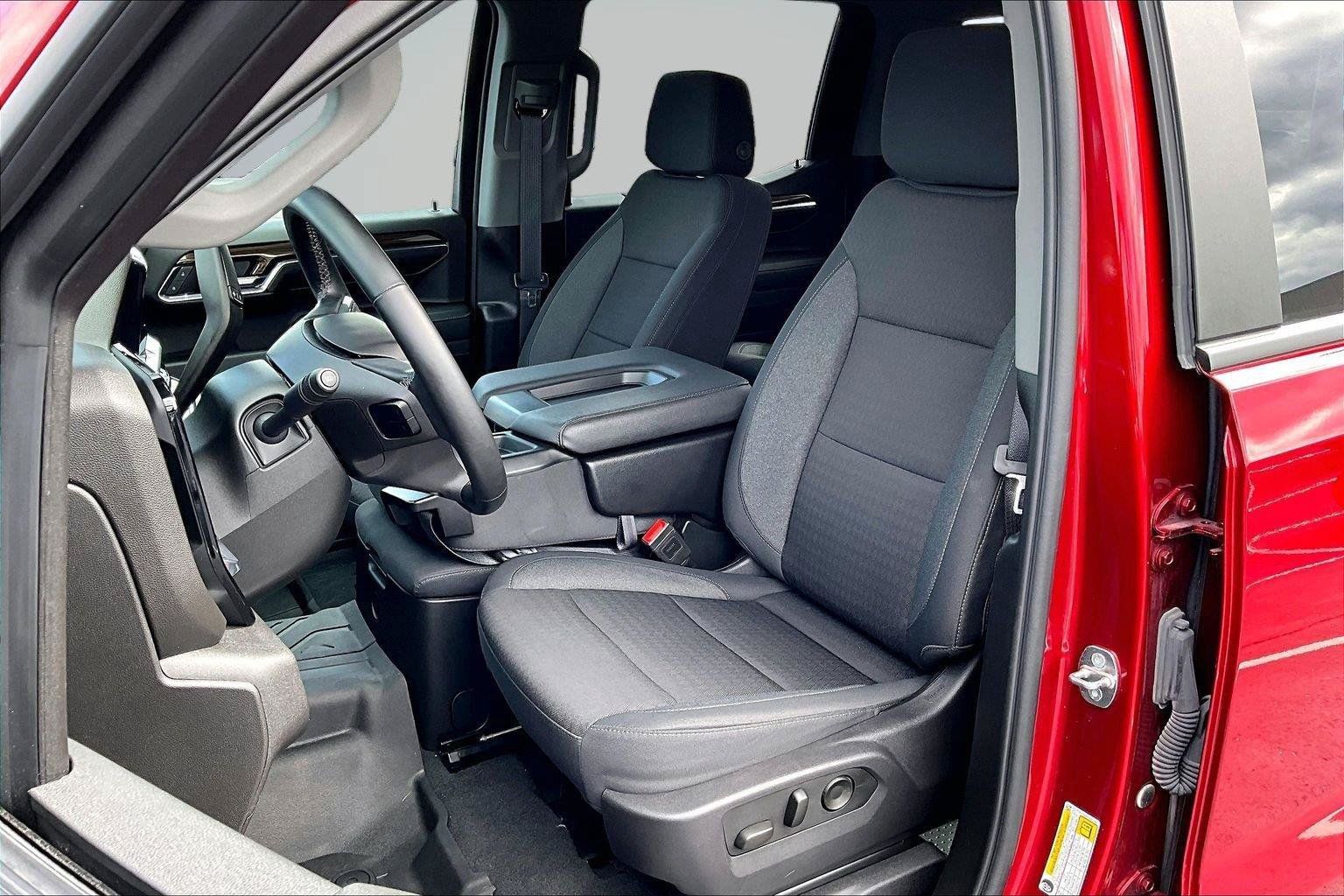Used 2024 Chevrolet Silverado 1500 RST w/ Protection Package AWD/4WD image 27