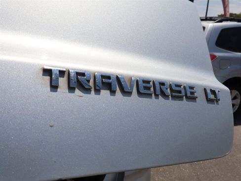 Used 2016 Chevrolet Traverse LT FWD image 14