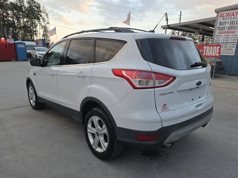 Used 2016 Ford Escape SE w/ Equipment Group 201A FWD image 38