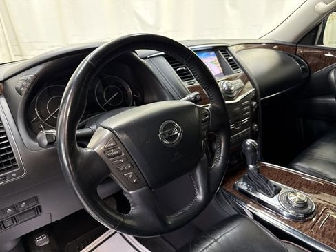 Used 2018 Nissan Armada Platinum w/ Interior Lighting Package image 27