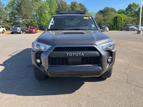 Used 2021 Toyota 4Runner Venture w/ Moonroof Package image 2