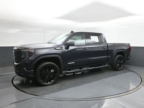 Used 2023 GMC Sierra 1500 Elevation w/ X31 Off-Road Package image 30
