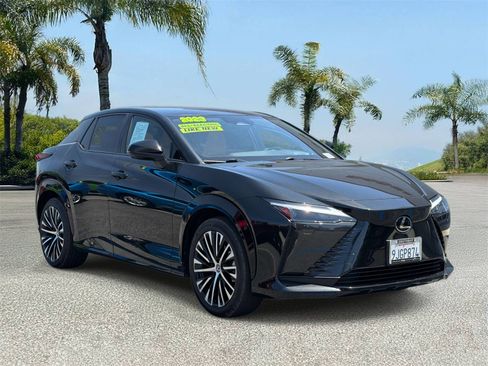 Used 2023 Lexus RZ 450e Premium w/ Accessory Package (2T) AWD/4WD image 5